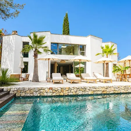 Bali Prestige Piscine Debordement Proche Montpellier Et Plages فيلة *