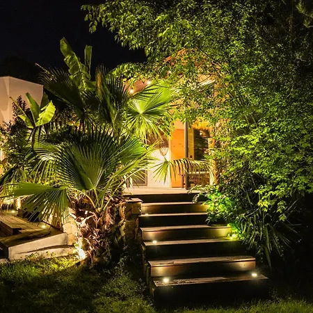 Bali Prestige Piscine Debordement Proche Montpellier Et Plages *