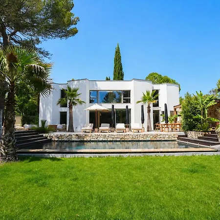 فيلة Bali Prestige Piscine Debordement Proche Montpellier Et Plages