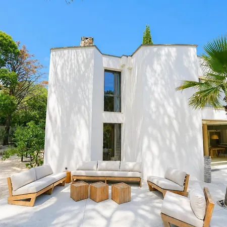 Bali Prestige Piscine Debordement Proche Montpellier Et Plages
