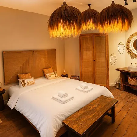 Bali Prestige Piscine Debordement Proche Montpellier Et Plages Villa Castelnau-le-Lez