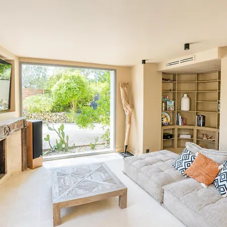Bali Prestige Piscine Debordement Proche Montpellier Et Plages *
